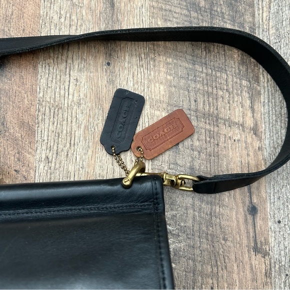 Vintage Coach 5266 Beekman Black Leather Briefcase - Picture 7 of 17